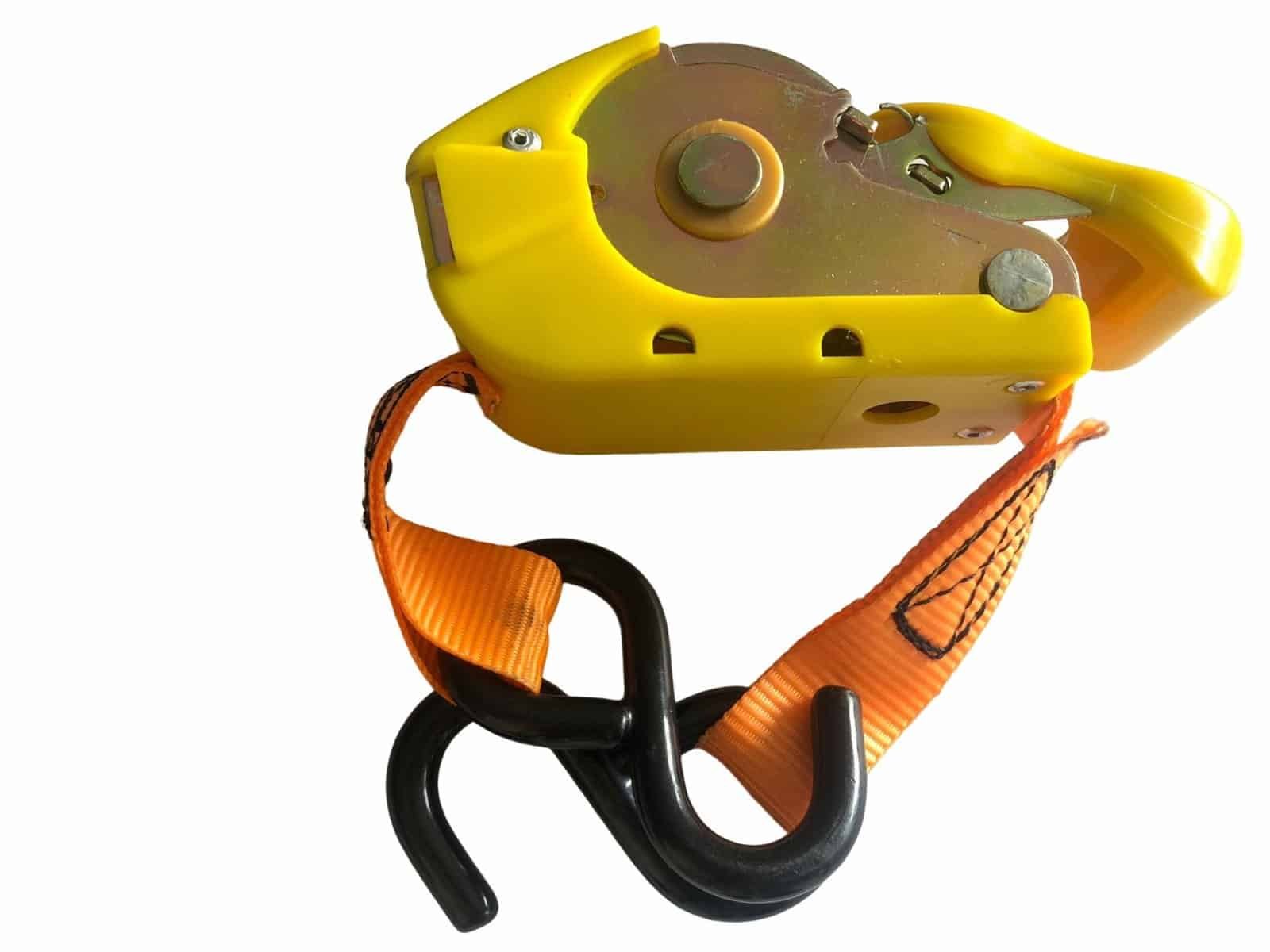 RETRACTABLE TIE DOWN